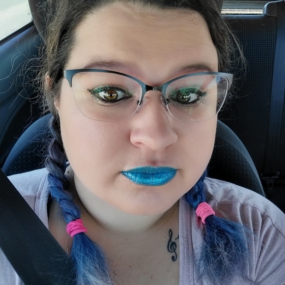 Meet your Posher, Stasia - Picture 7 of 9